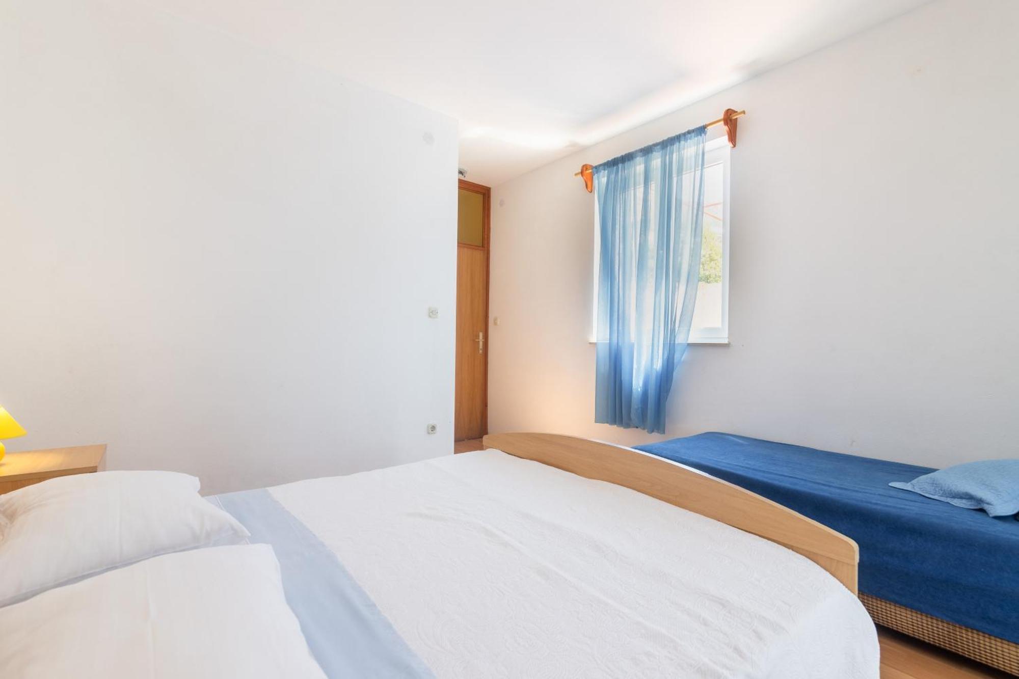 Apartments With A Parking Space Ivan Dolac, Hvar - 15784 部屋 写真